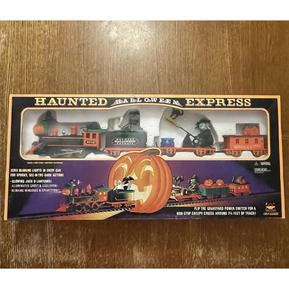 Vtg New Bright Haunted Halloween Express Train Set 1995 Lights Spooky CIB Works